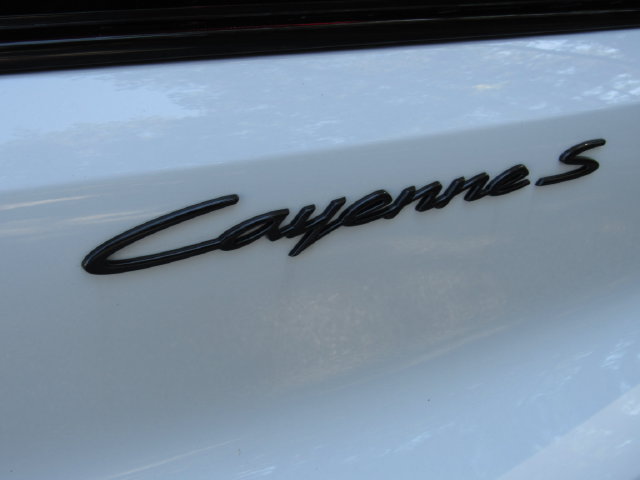 Certified 2025 Porsche Cayenne S AWD/4WD image 13