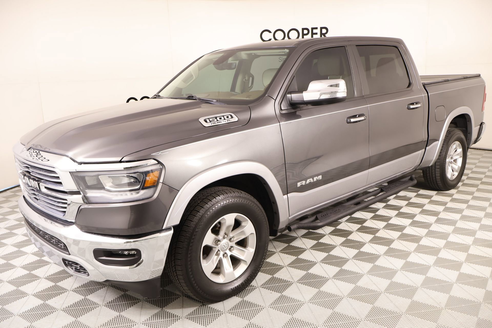 Used 2020 RAM 1500 Laramie image 10