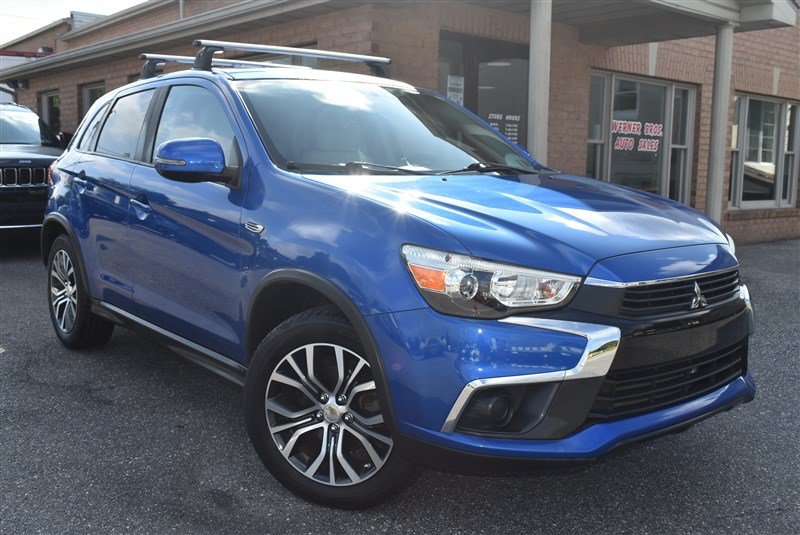 Used 2017 Mitsubishi Outlander Sport ES FWD image 1