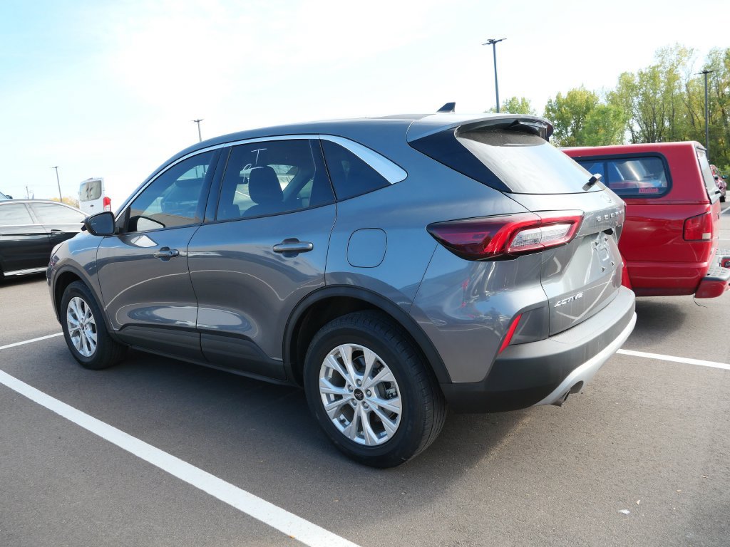 Used 2023 Ford Escape Active AWD/4WD image 7