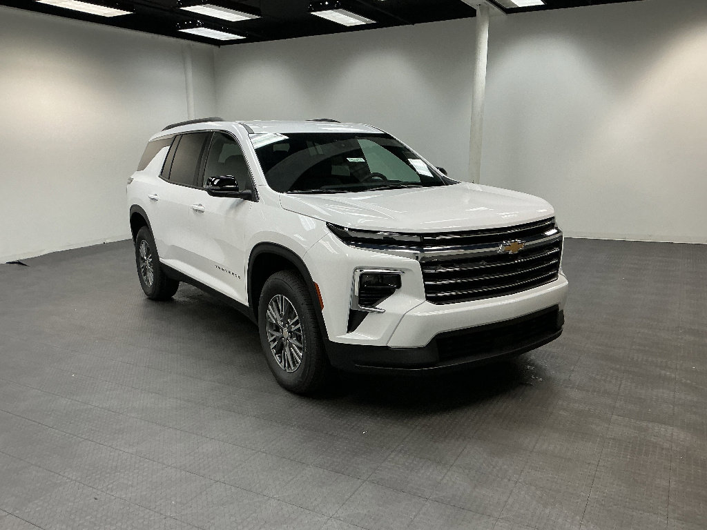 New 2026 Chevrolet Traverse LT w/ LPO, Floor Liner Package FWD image 7