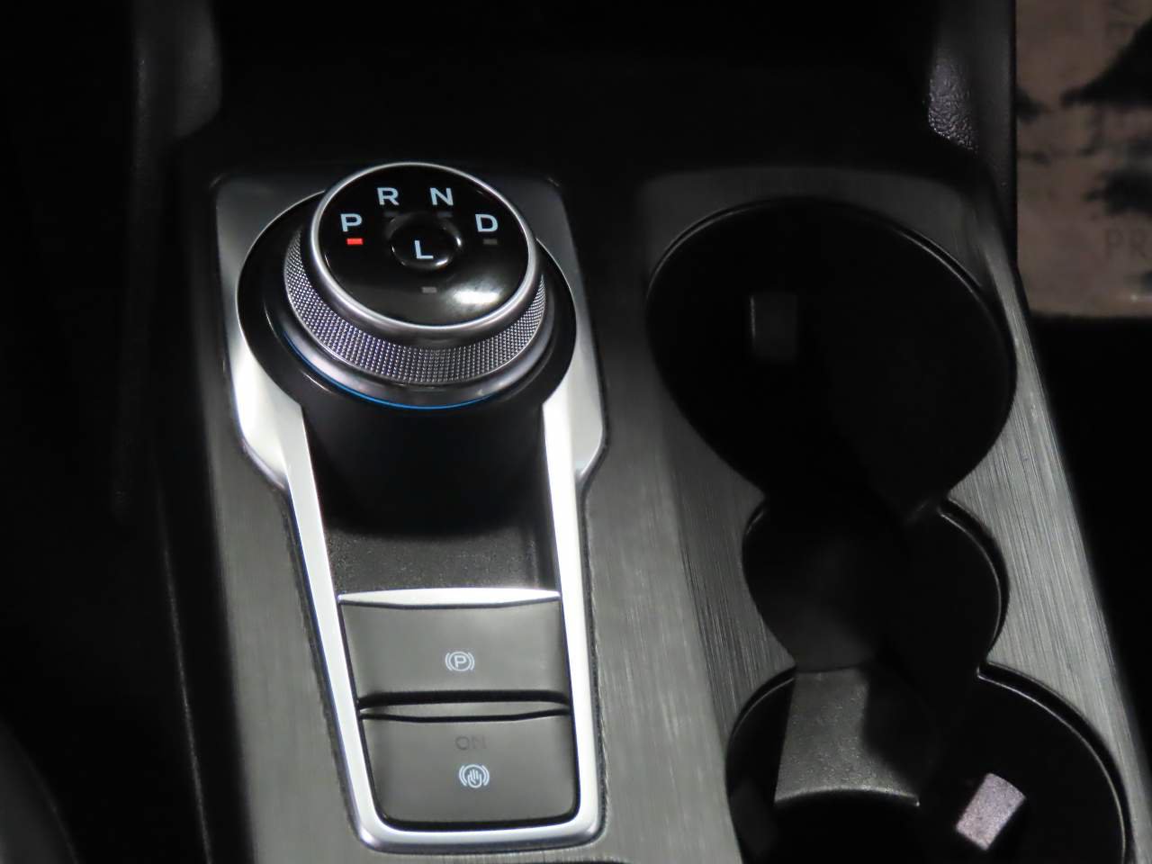 Used 2023 Ford Escape Platinum AWD/4WD image 8
