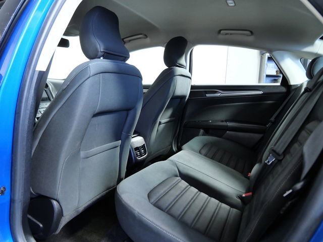 Used 2019 Ford Fusion SE image 13