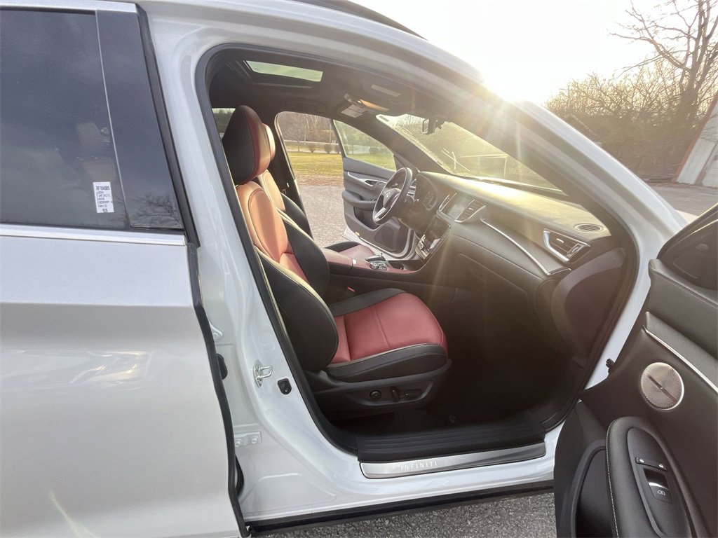 Used 2024 INFINITI QX55 Sensory w/ Lighting Package image 23