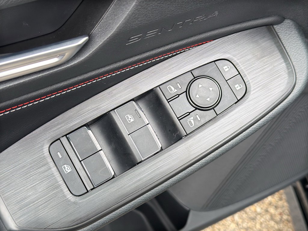 New 2026 Nissan Sentra SR image 12