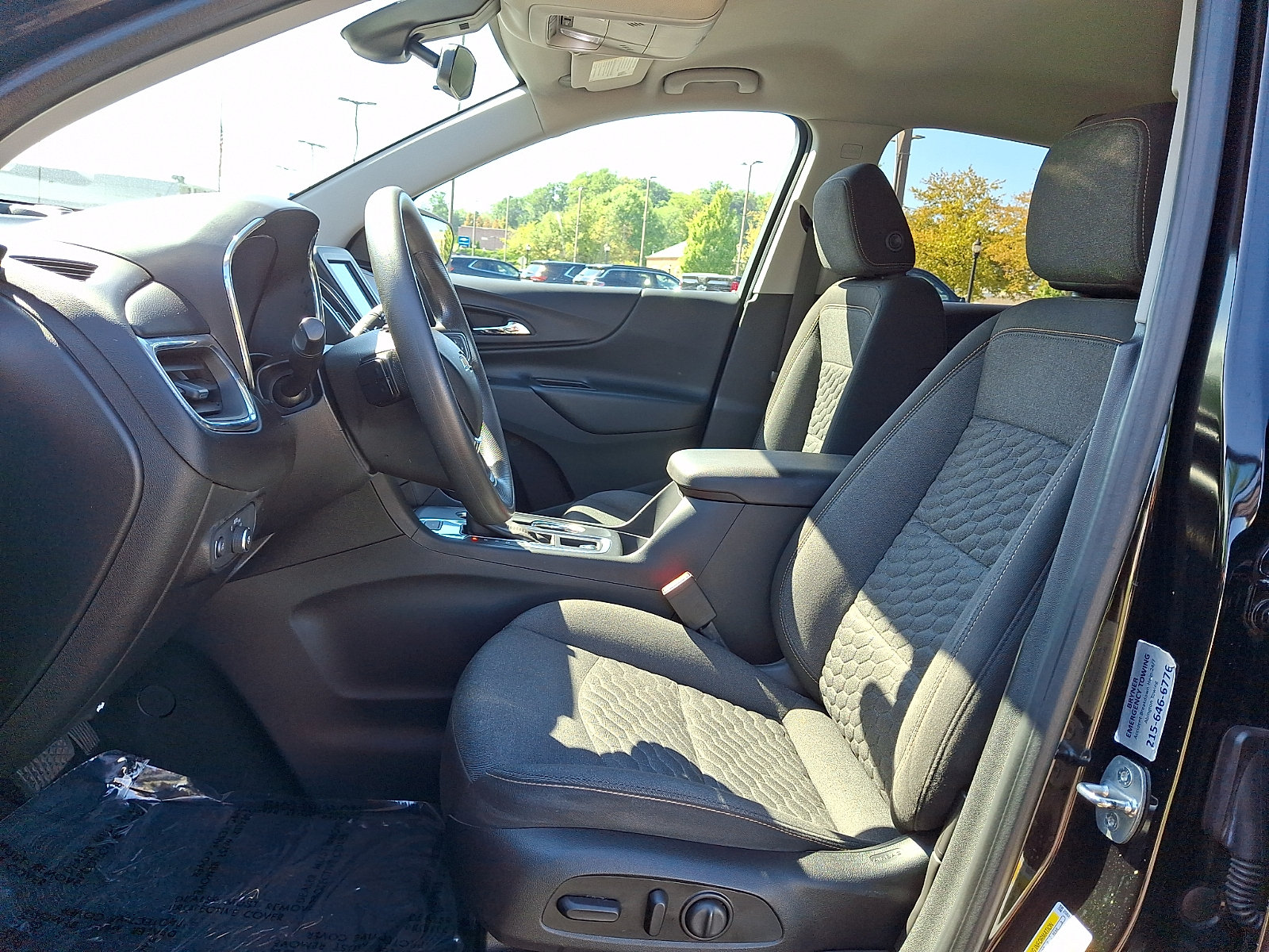 Used 2020 Chevrolet Equinox LT AWD/4WD image 14
