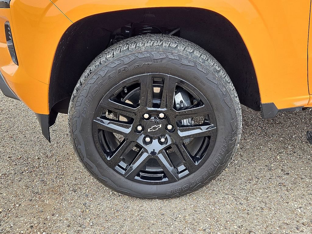 Used 2025 Chevrolet Colorado Z71 w/ Technology Package image 10