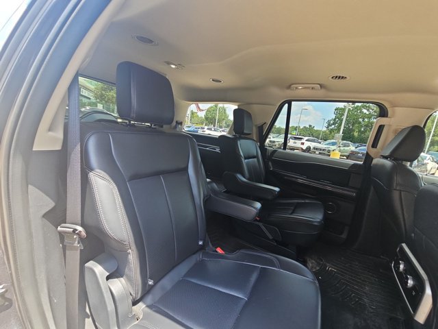 Used 2023 Ford Expedition XLT RWD image 18