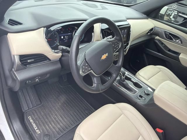 Used 2023 Chevrolet Traverse LT w/ LT Premium Package AWD/4WD image 24