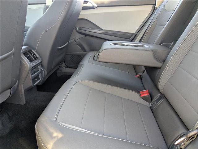 Used 2024 Volkswagen Taos SE image 17