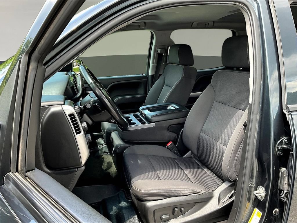 Used 2018 Chevrolet Silverado 1500 LT w/ All Star Edition AWD/4WD image 24
