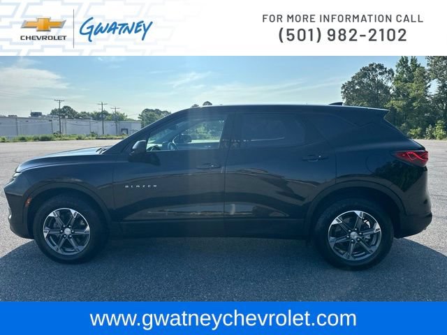 Used 2025 Chevrolet Blazer LT AWD/4WD image 8