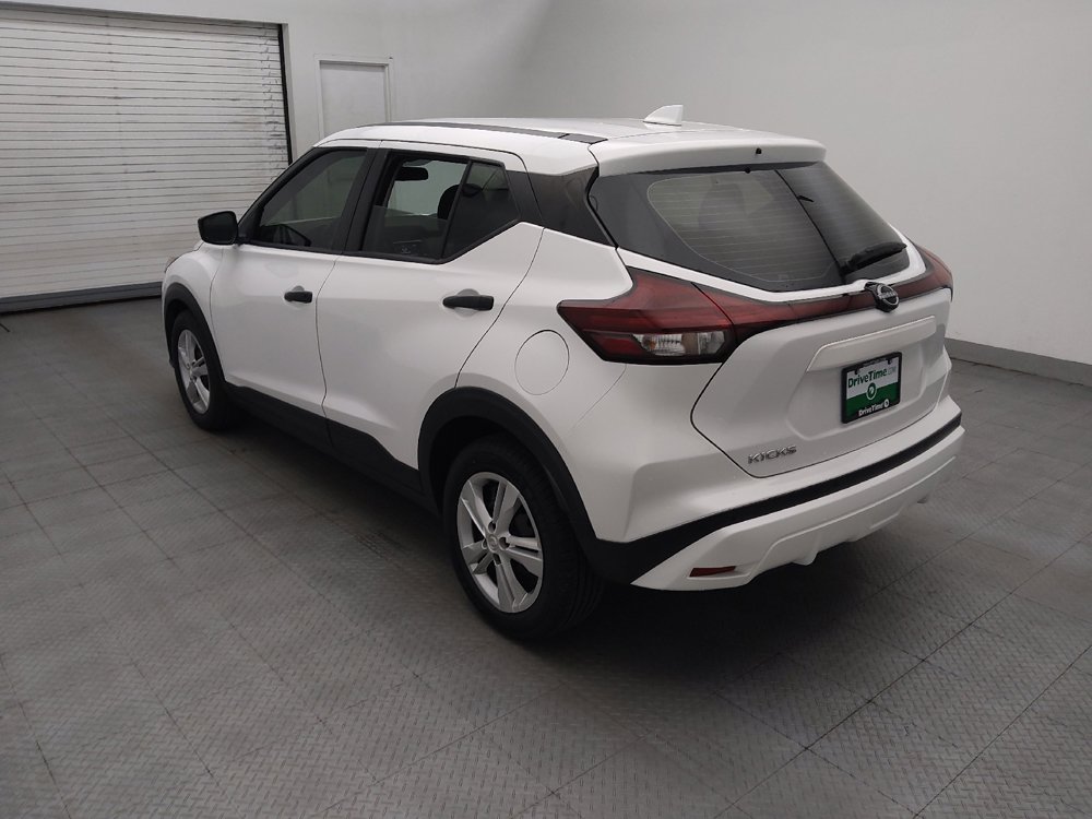 Used 2023 Nissan Kicks S FWD image 5