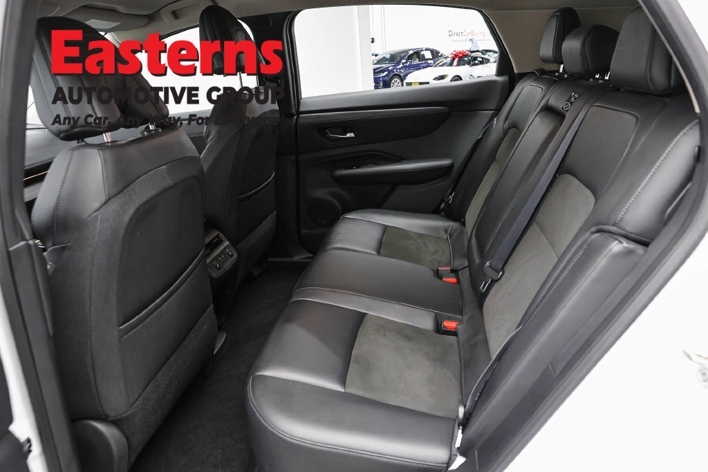 Used 2024 Nissan Ariya AWD image 24