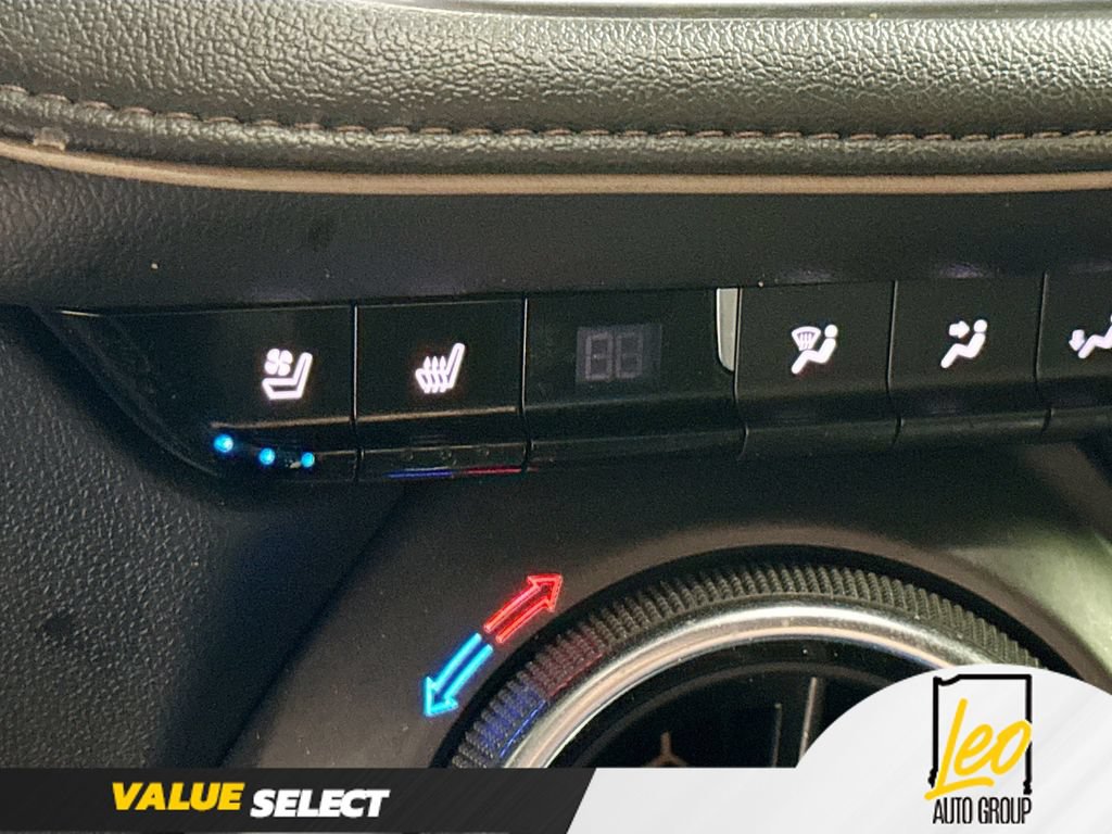 Used 2022 Chevrolet Blazer Premier w/ Enhanced Convenience Package AWD/4WD image 22