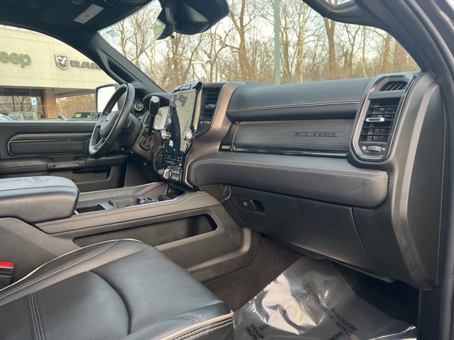 Used 2023 RAM 3500 Limited image 31
