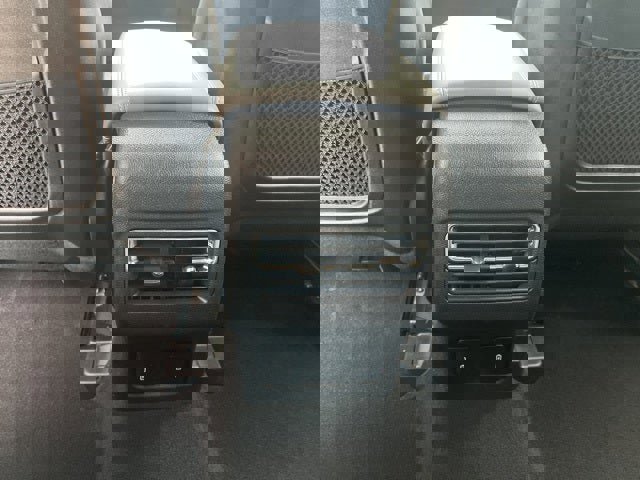 Used 2025 Lincoln Corsair Grand Touring w/ Equipment Group 301A image 15