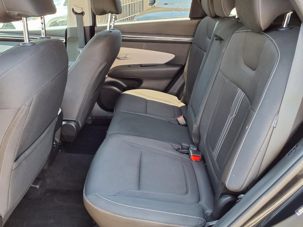 Certified 2024 Hyundai Tucson SEL FWD image 11