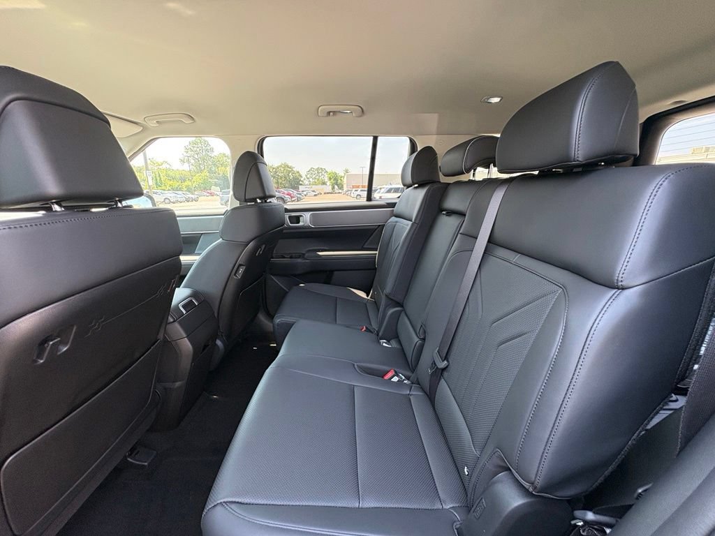 New 2026 Hyundai Santa Fe Limited FWD image 17