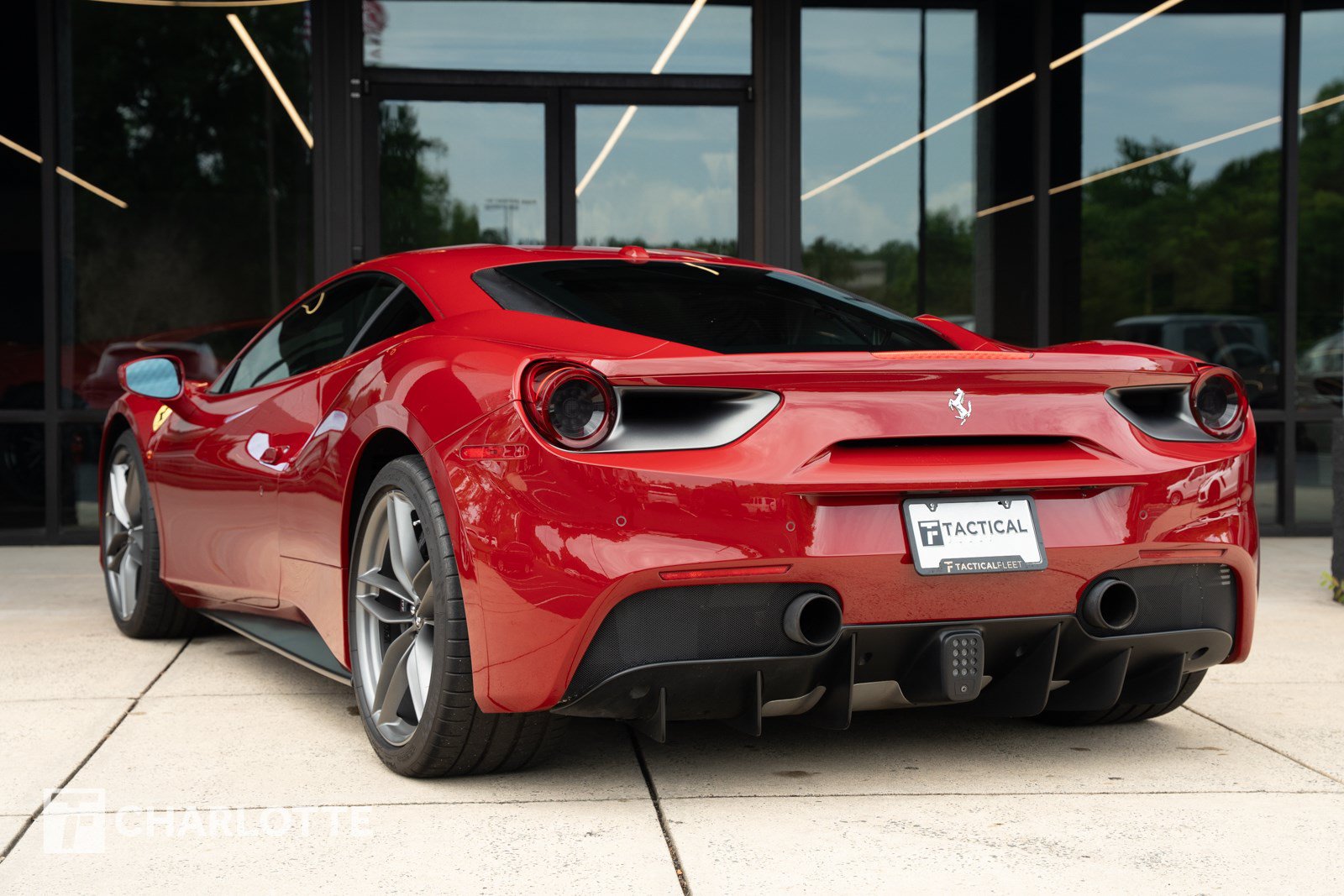 Used 2017 Ferrari 488 GTB RWD image 15