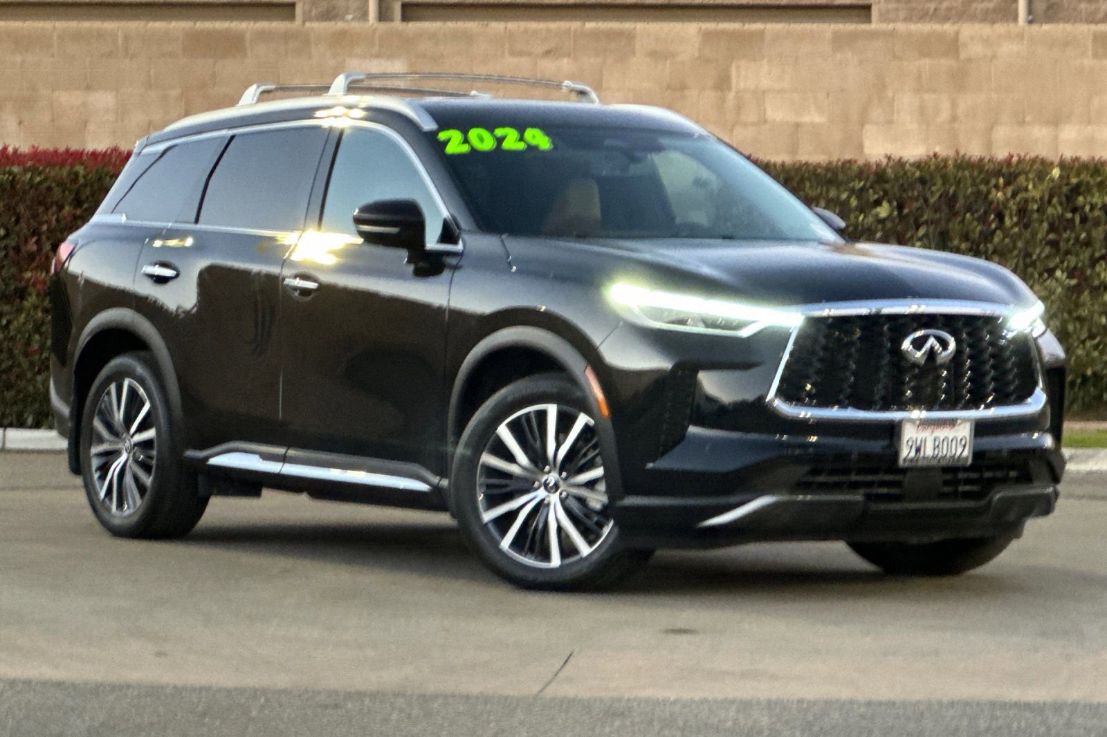 Used 2024 INFINITI QX60 Sensory video 2