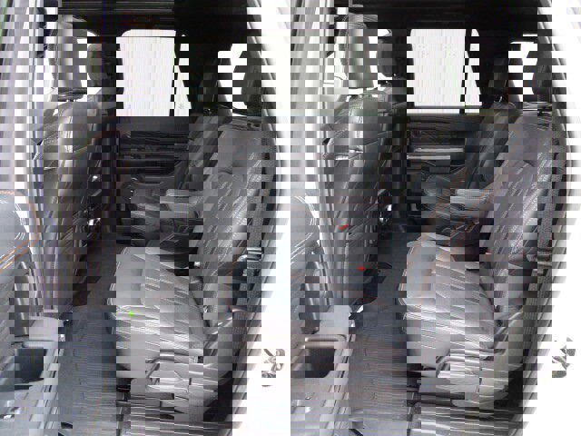 Used 2022 Ford Expedition Max Platinum image 11