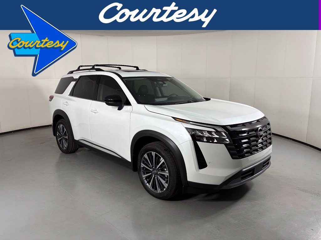 New 2026 Nissan Pathfinder Platinum w/ Cargo Package