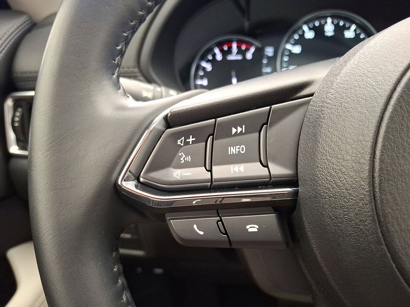 Used 2020 MAZDA CX-5 Grand Touring image 17