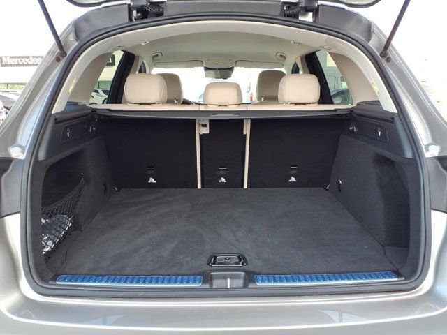 Certified 2022 Mercedes-Benz GLC 300 image 23