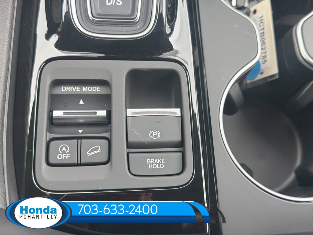 New 2026 Honda Pilot Touring image 15