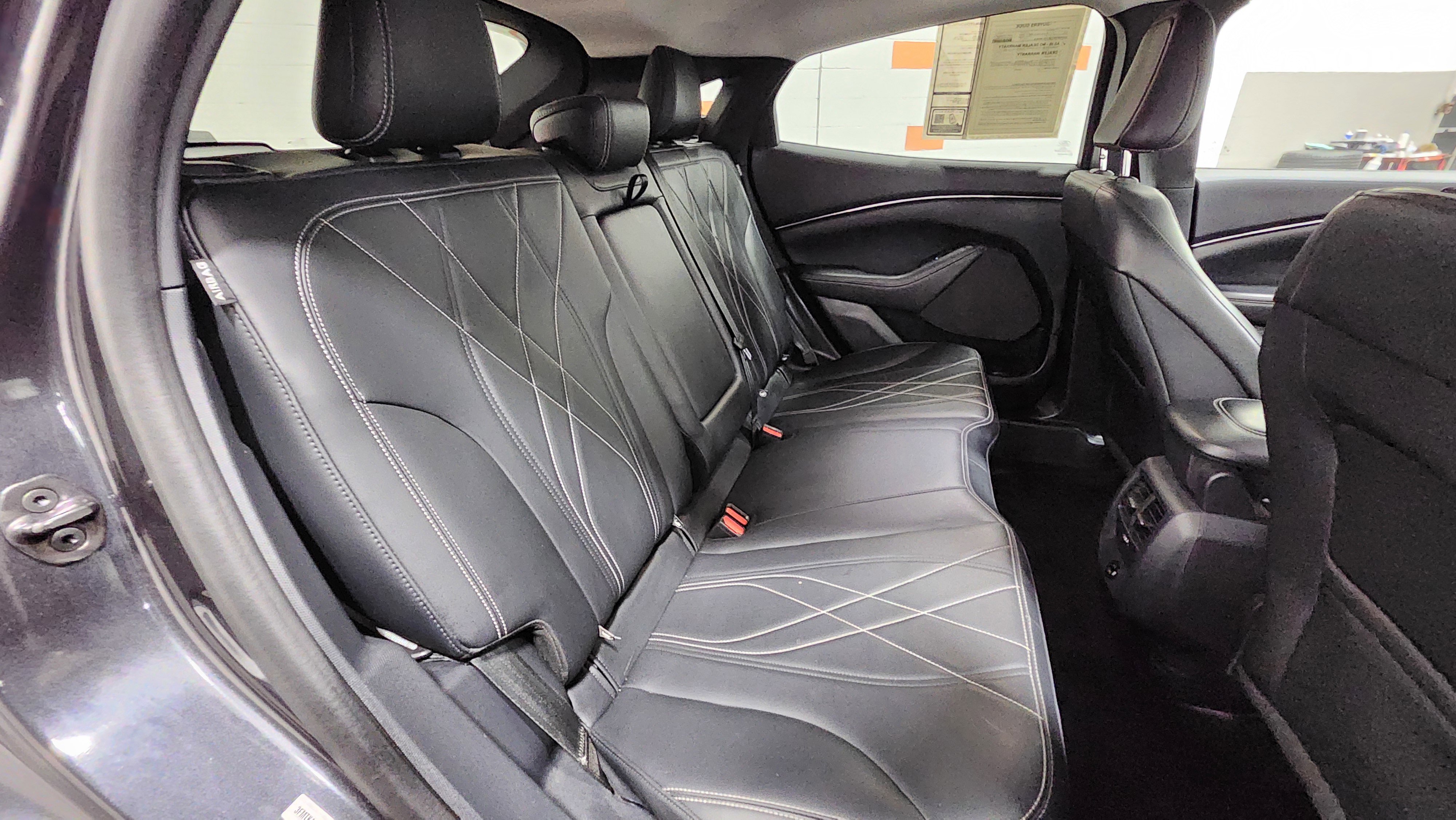 Used 2022 Ford Mustang Mach-E Select image 19