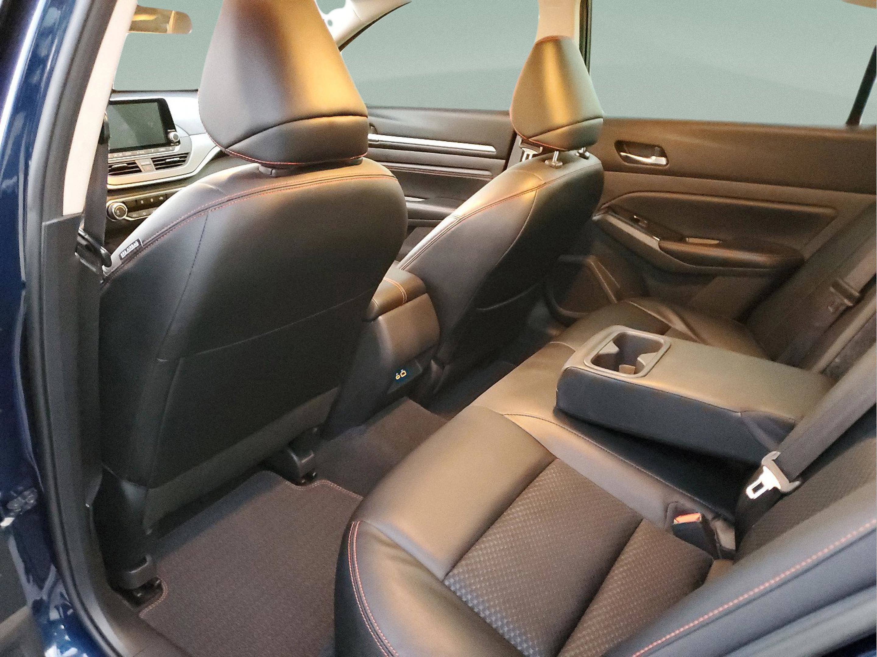 Used 2023 Nissan Altima 2.5 SR image 9