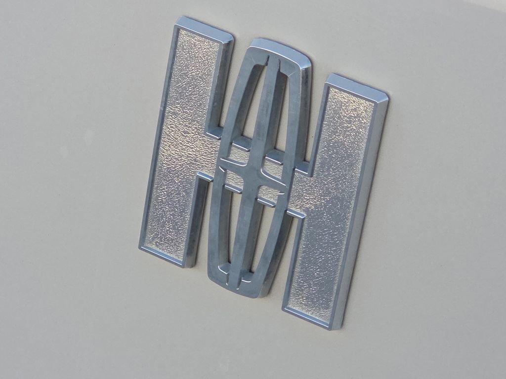 Used 2024 Lincoln Navigator Reserve image 10