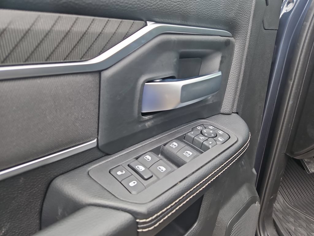 New 2026 RAM 2500 Big Horn AWD/4WD image 18
