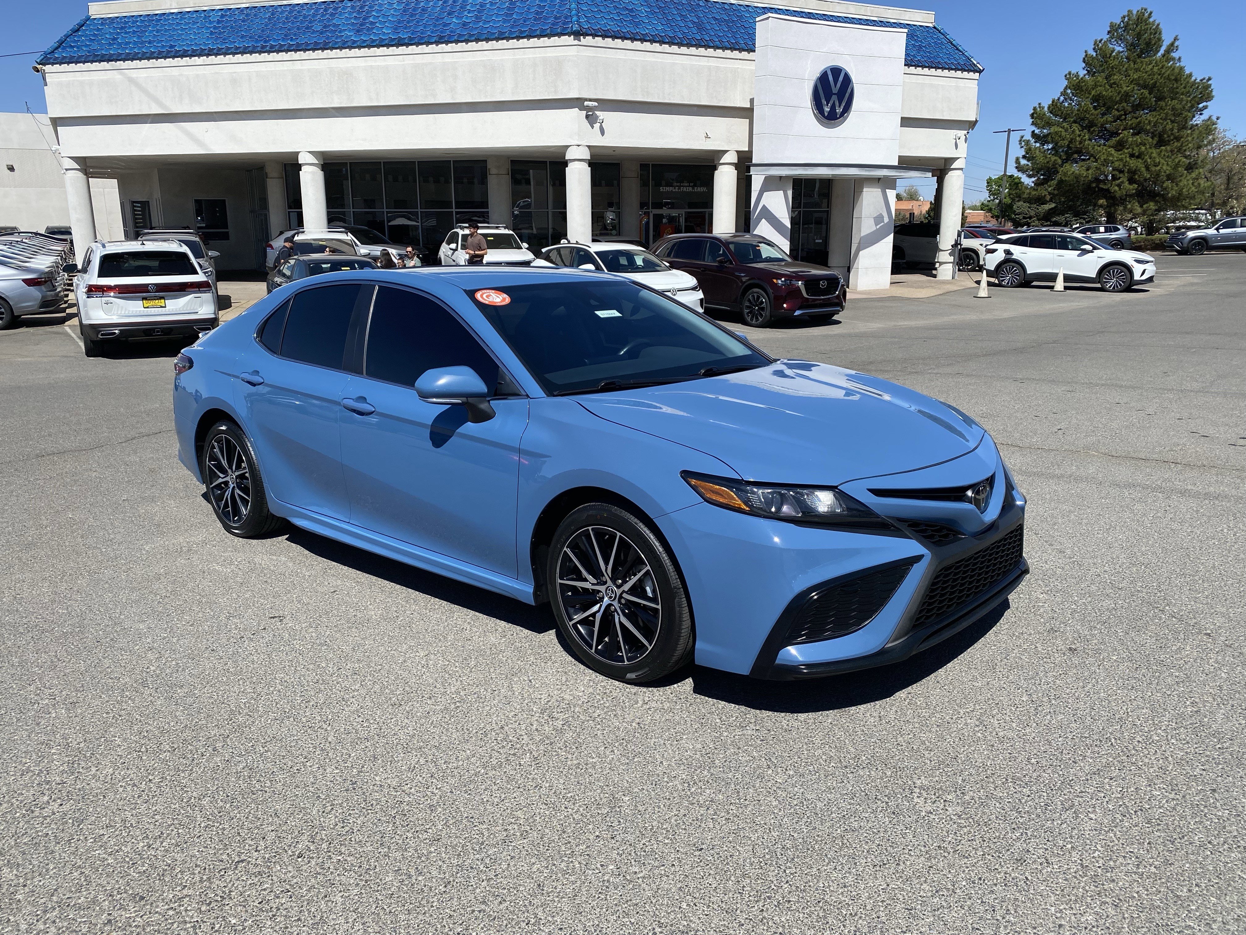 Used 2023 Toyota Camry SE image 36