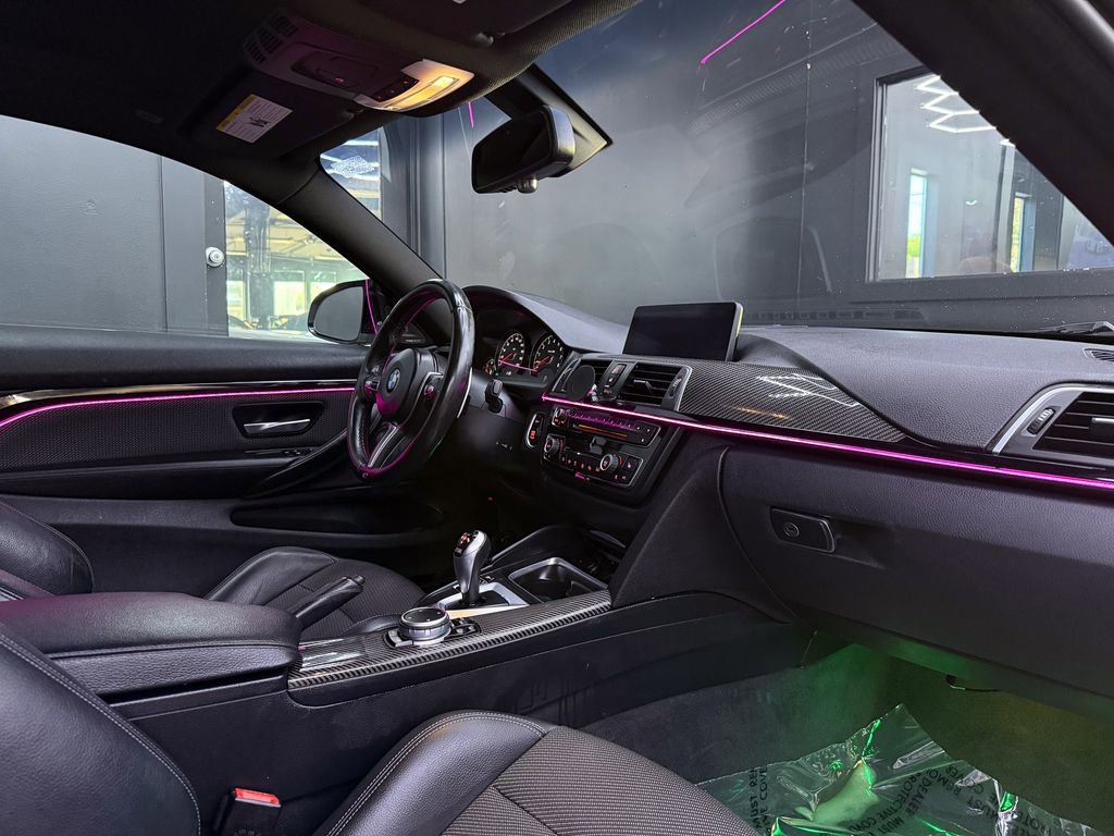 Used 2017 BMW M4 Coupe RWD image 24
