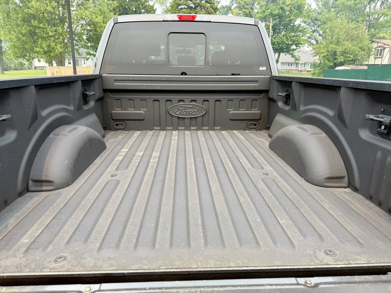 Used 2019 Ford F150 XLT w/ Equipment Group 302A Luxury AWD/4WD image 12