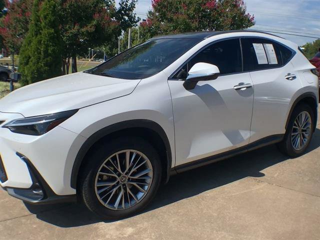 Used 2023 Lexus NX 350 AWD w/ Luxury Package image 4