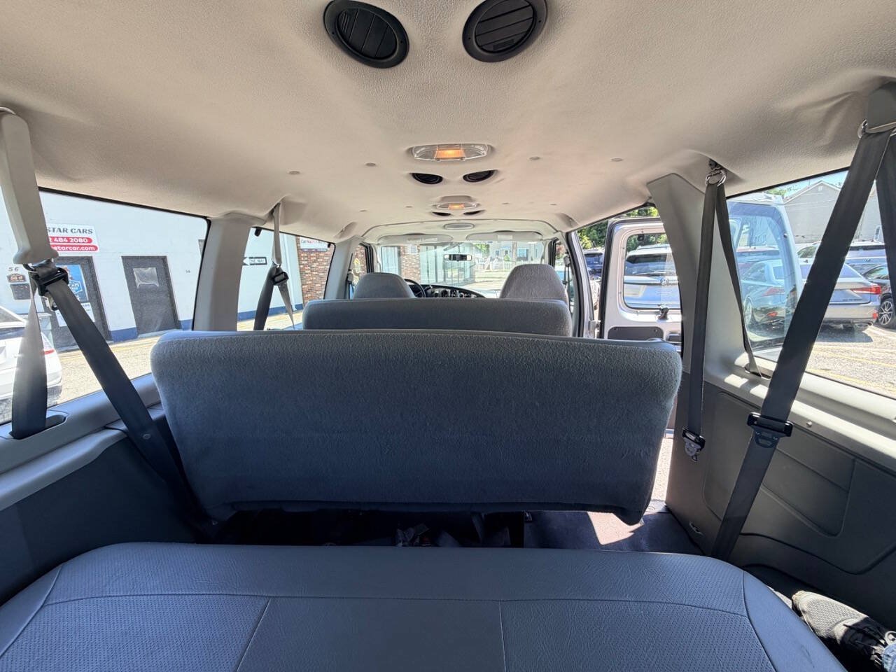 Used 2006 Ford E-350 and Econoline 350 XL RWD image 60