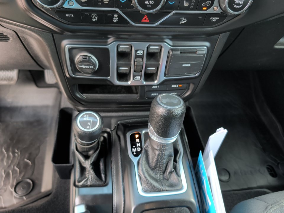 Used 2020 Jeep Wrangler Unlimited Sport AWD/4WD image 24