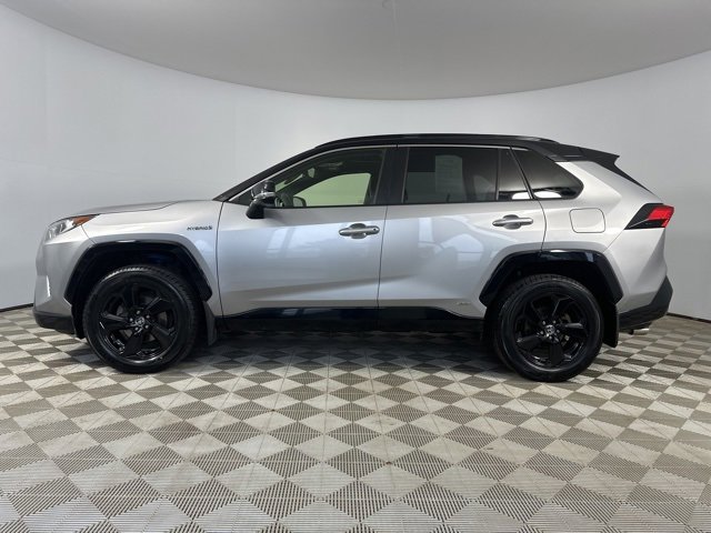 Used 2020 Toyota RAV4 XSE image 4