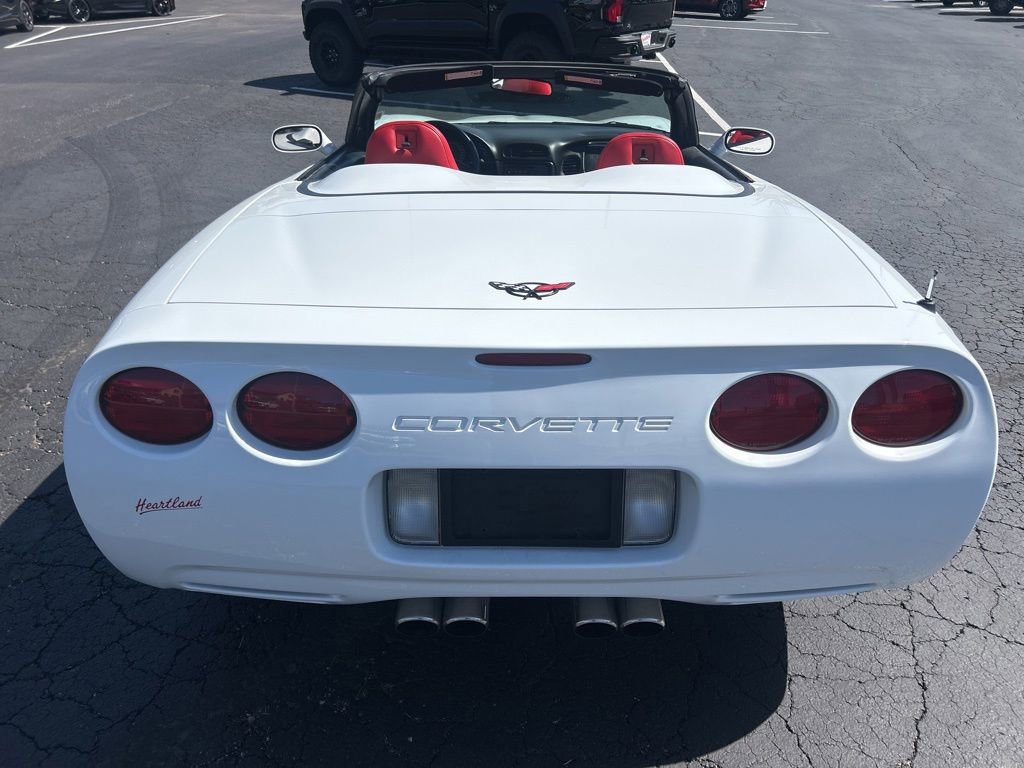 Used 2000 Chevrolet Corvette Convertible w/ Memory Pkg RWD image 6