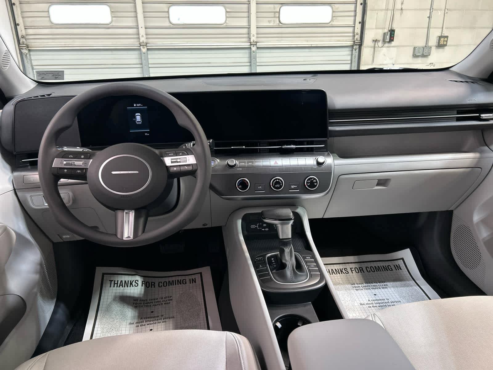 New 2027 Hyundai Kona SE AWD/4WD image 4