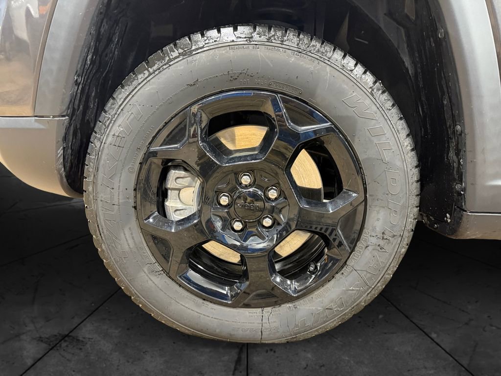 Used 2023 Jeep Compass Trailhawk w/ Trailhawk Elite Group image 14