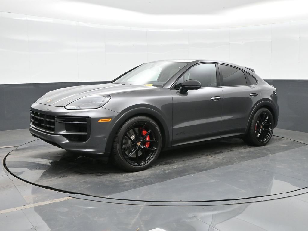 Certified 2025 Porsche Cayenne GTS image 1