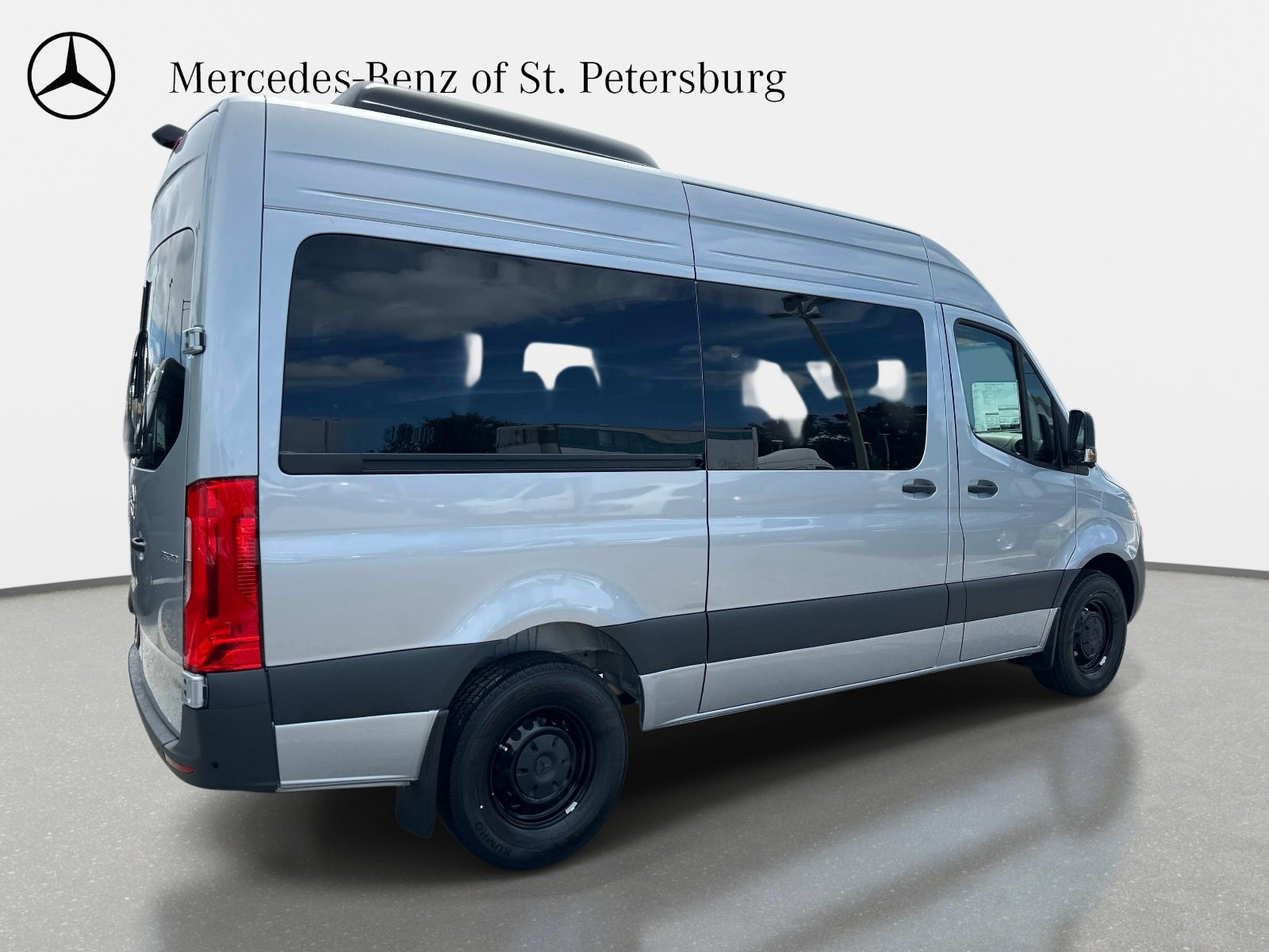 New 2025 Mercedes-Benz Sprinter 2500 image 4