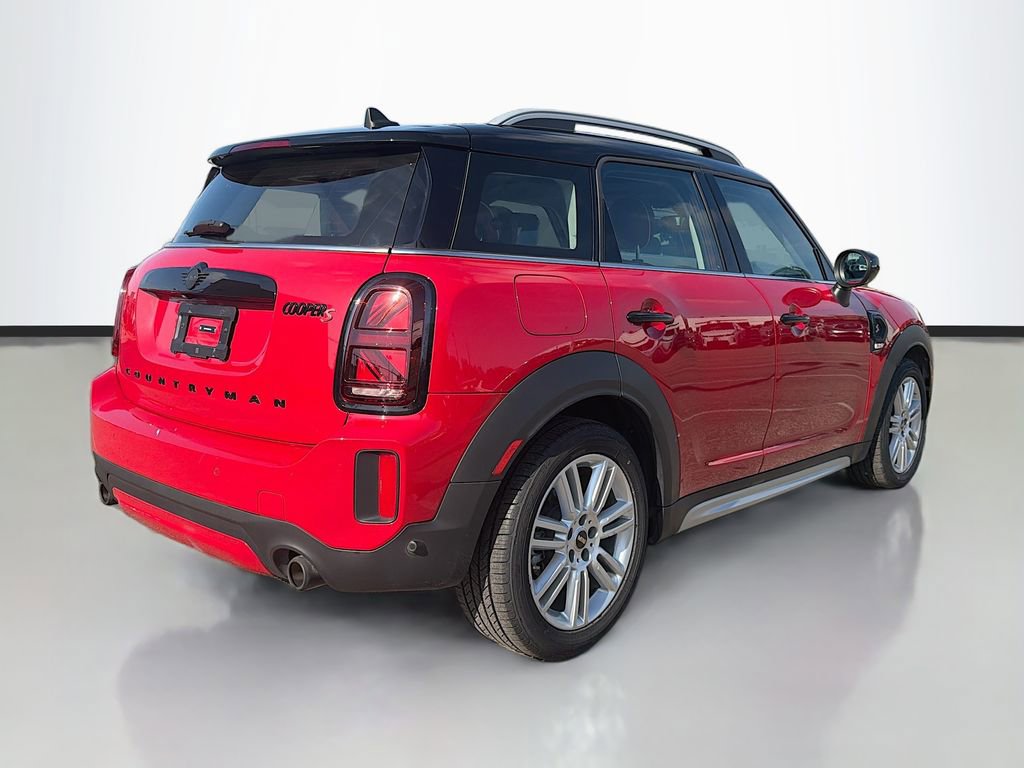 Used 2024 MINI Cooper Countryman S w/ Premium Package image 3