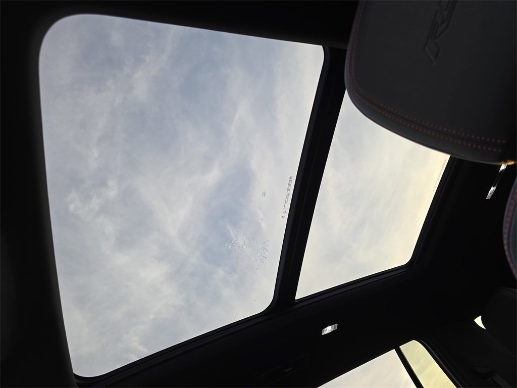 New 2026 Chevrolet Traverse RS image 31