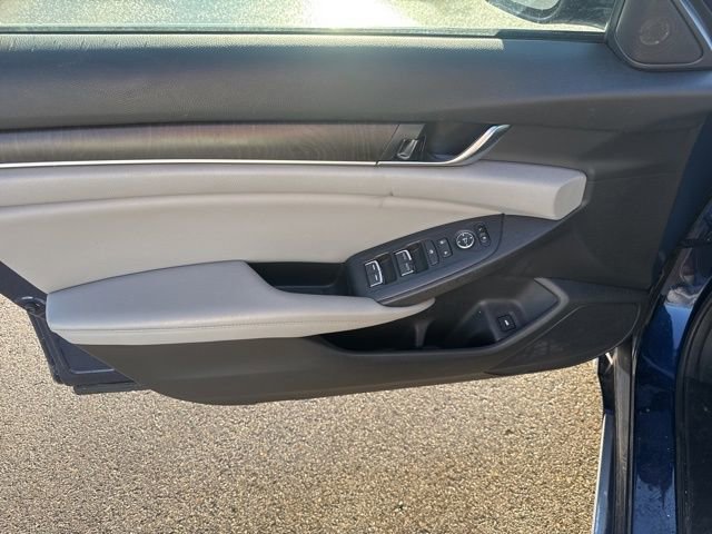 Used 2020 Honda Accord EX image 13