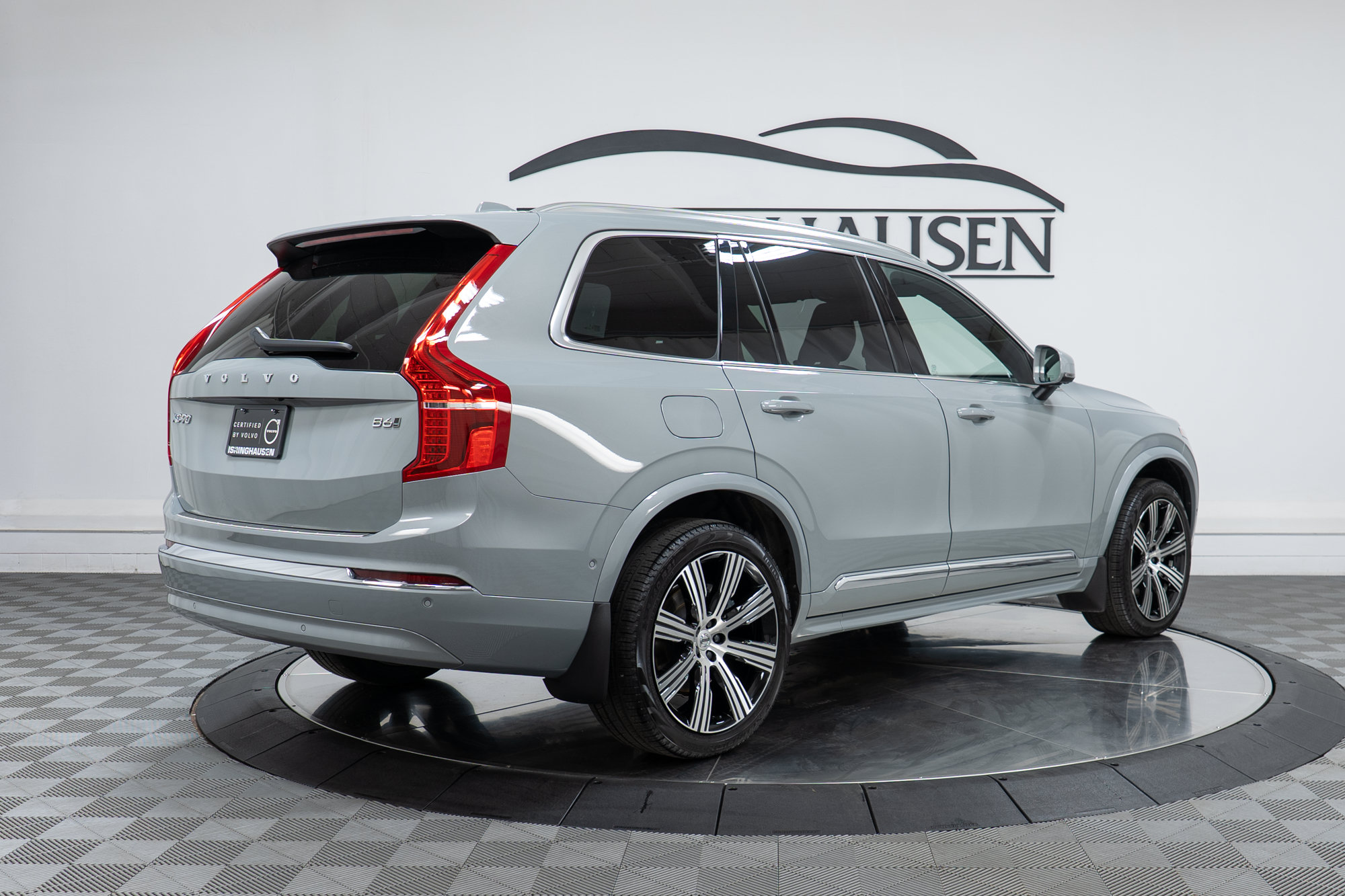 Certified 2024 Volvo XC90 B6 Ultimate w/ Protection Package Premier AWD/4WD image 5